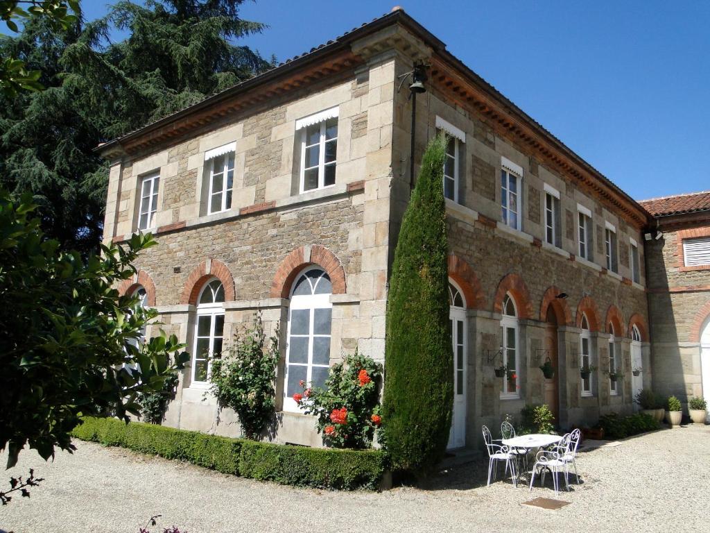 Logis De Nantas Saint-Jean-Bonnefonds Exterior foto
